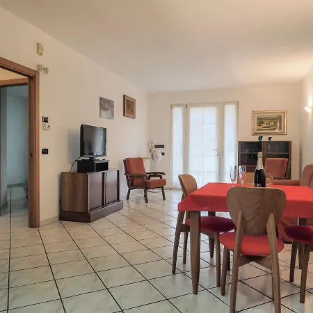 Casa Carlotta-appartamento Entroterra Cinque Terre- Appartamento Riccò del Golfo di Spezia